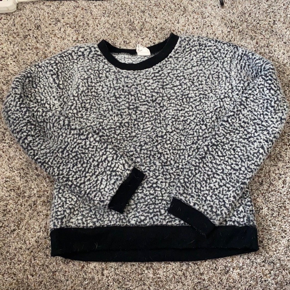 Sherpa girls pullover sweatshirt